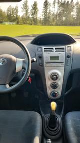 Toyota Yaris 1,0-l-VVT-i Cool Cool - Toyota Yaris Gebrauchtwagen in Freiburg