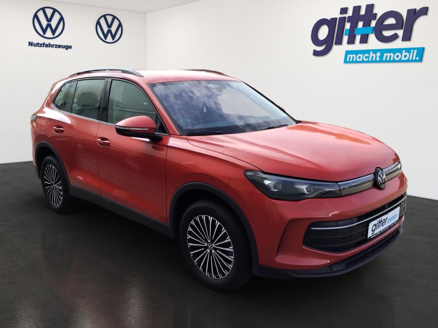 Volkswagen Tiguan LIFE MATRIX AHK IQ.DRIVE NAVI R.CAM WINTE imagem 2