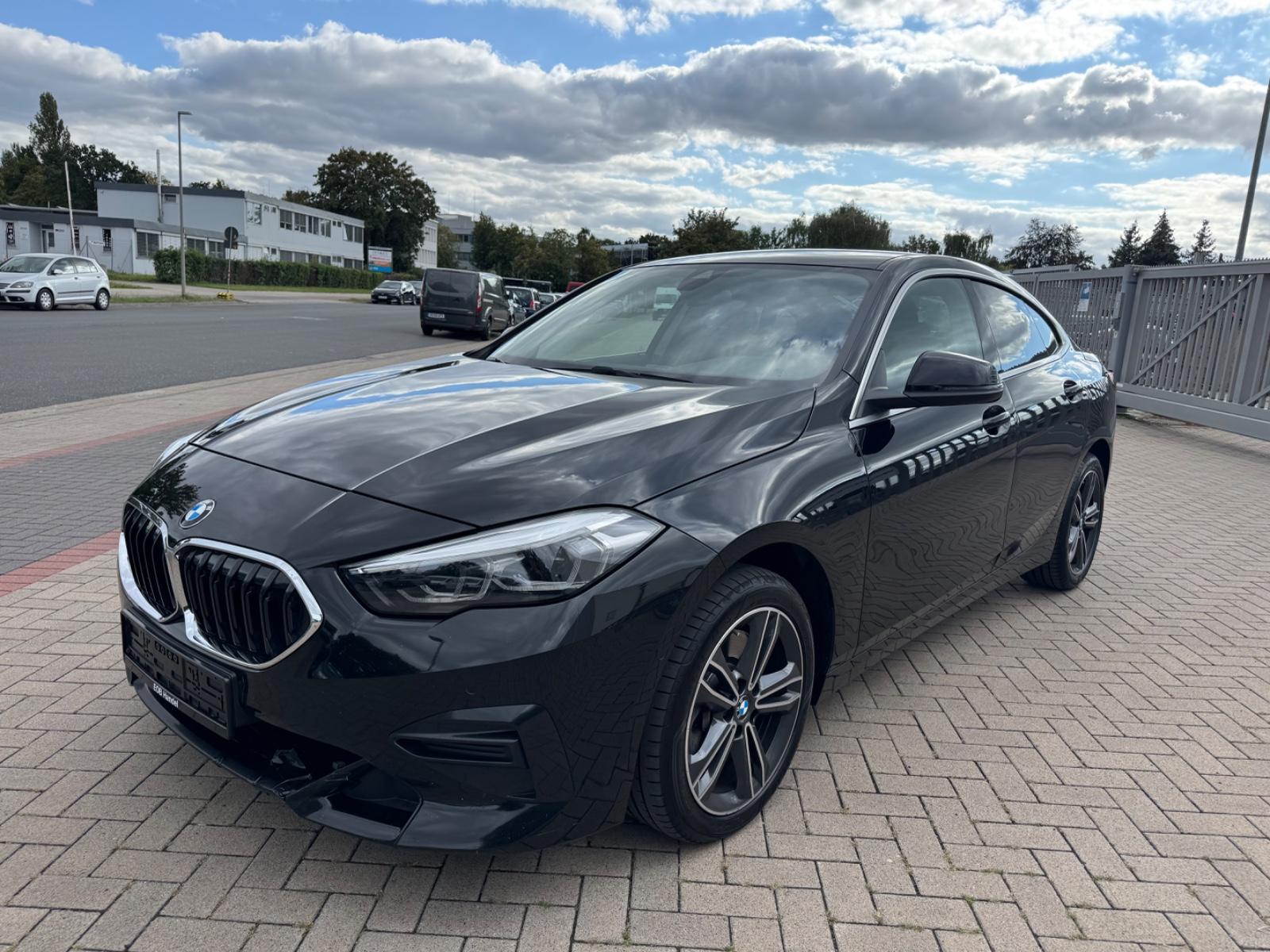 BMW 220d Gran Coupé Sportline M Lenkrad LED