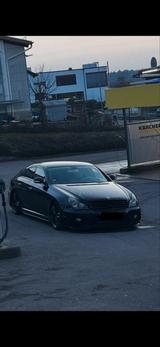 Mercedes-Benz CLS 500 - - gebrauchte Mercedes-Benz CLS 500 aus dem Jahr 2005