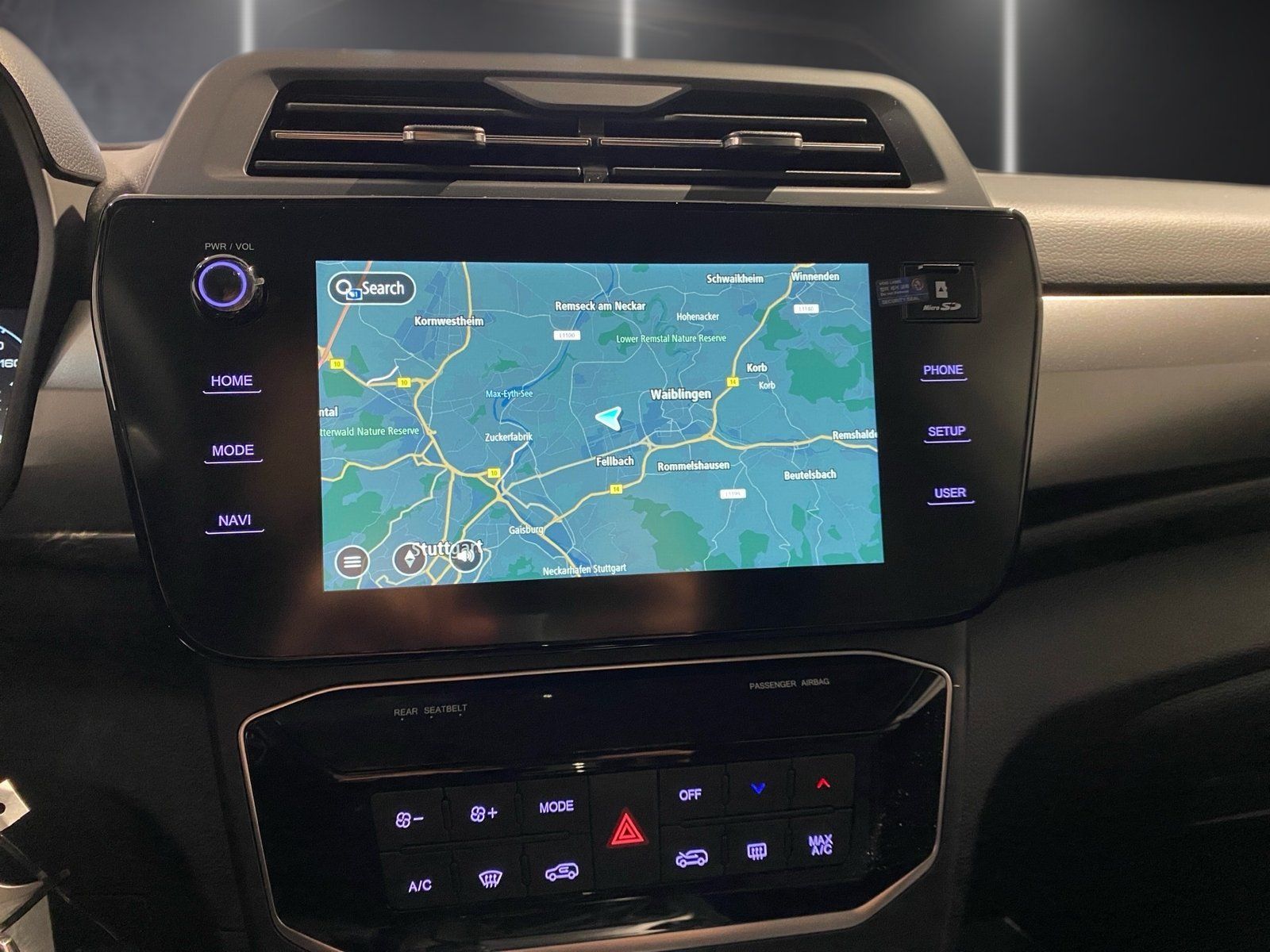 Fahrzeugabbildung KGM Tivoli NOMAD Navigation*Rückfahrkamera*Sitzh.