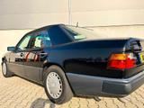 Mercedes-Benz 300E 24 -Absoluter Vollaustatung - Mercedes-Benz 300: A