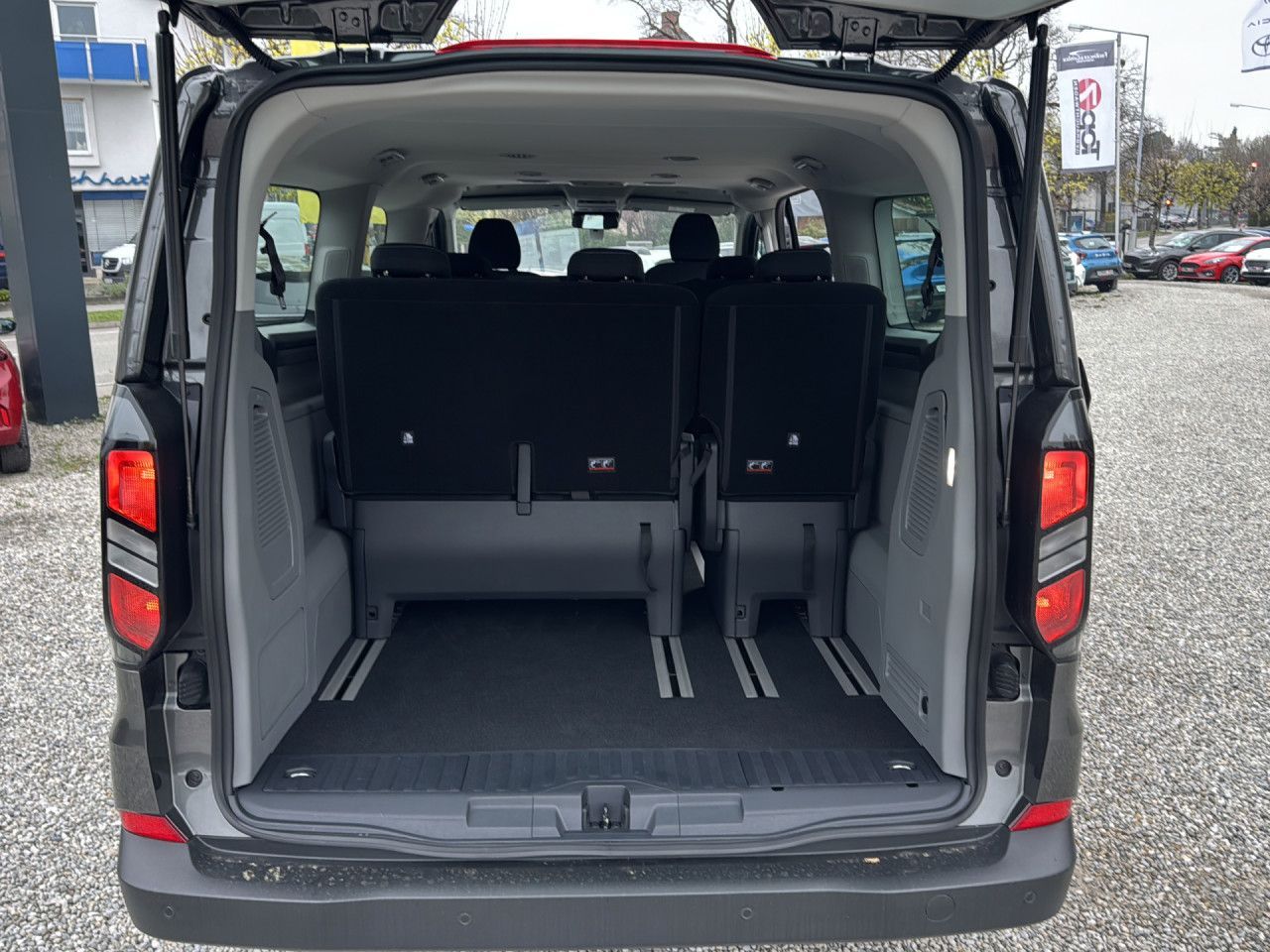 Ford Tourneo Custom - Bild 16