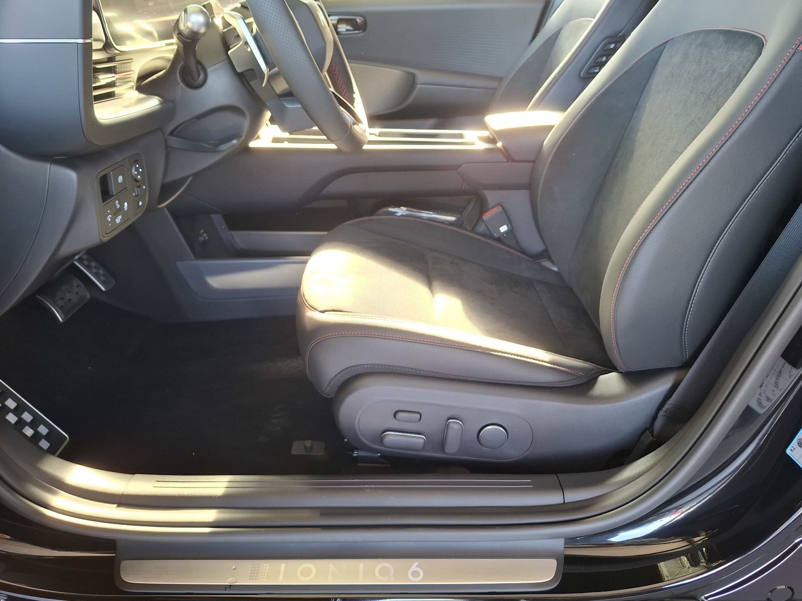 Hyundai IONIQ 6 – Bild 36