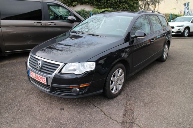 Volkswagen Passat Variant 2.0 TDI DPF DSG/Navi/SHZ/AHK/Temp