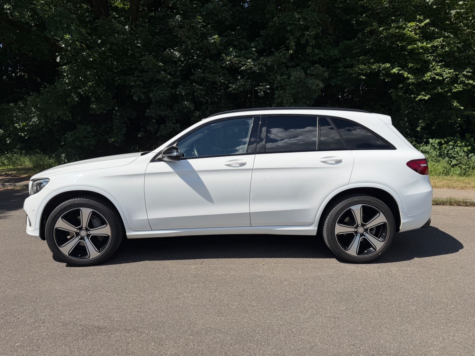 MERCEDES-BENZ GLC 250 d 4MATIC Automatik - Generalüberholt TOP