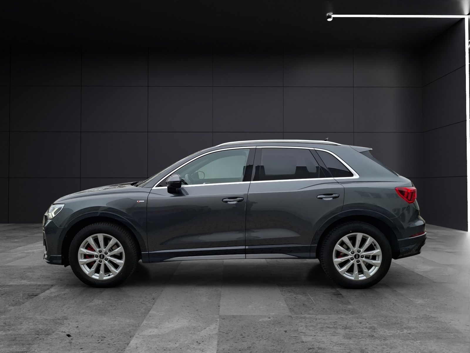Fahrzeugabbildung Audi Q3 40 TFSI S-line quattro S-tronic LED AHK Navi