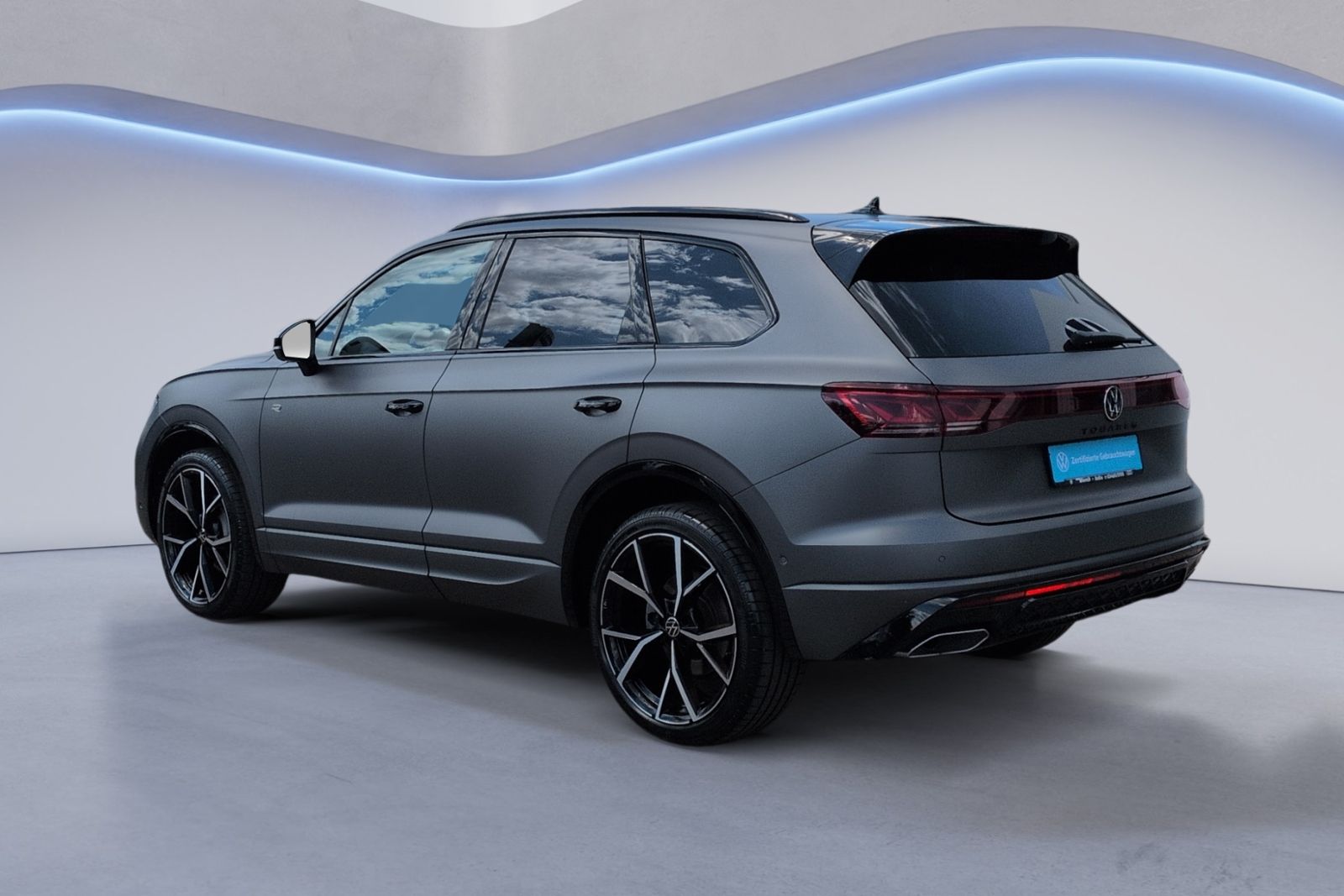 Touareg R-Line V6 TDI MATT+STHZ+LUFT+PANO+22