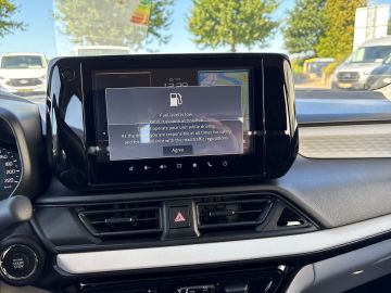 Bild 12 Suzuki Swift Club 1.2 Hybrid Navi LED Apple CarPlay And
