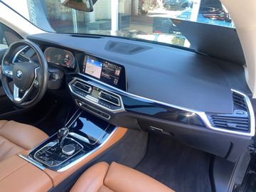 BMW X5 xDrive40i  Gestiksteuerung Head-Up HK HiFi
