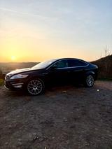 Ford Mondeo 2,0 EcoBoost 176kW Powershift Standheizun - Ford Mondeo: Powershift