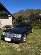Mercedes-Benz Mercedes w124 300CE - Mercedes-Benz 300: Ce W124