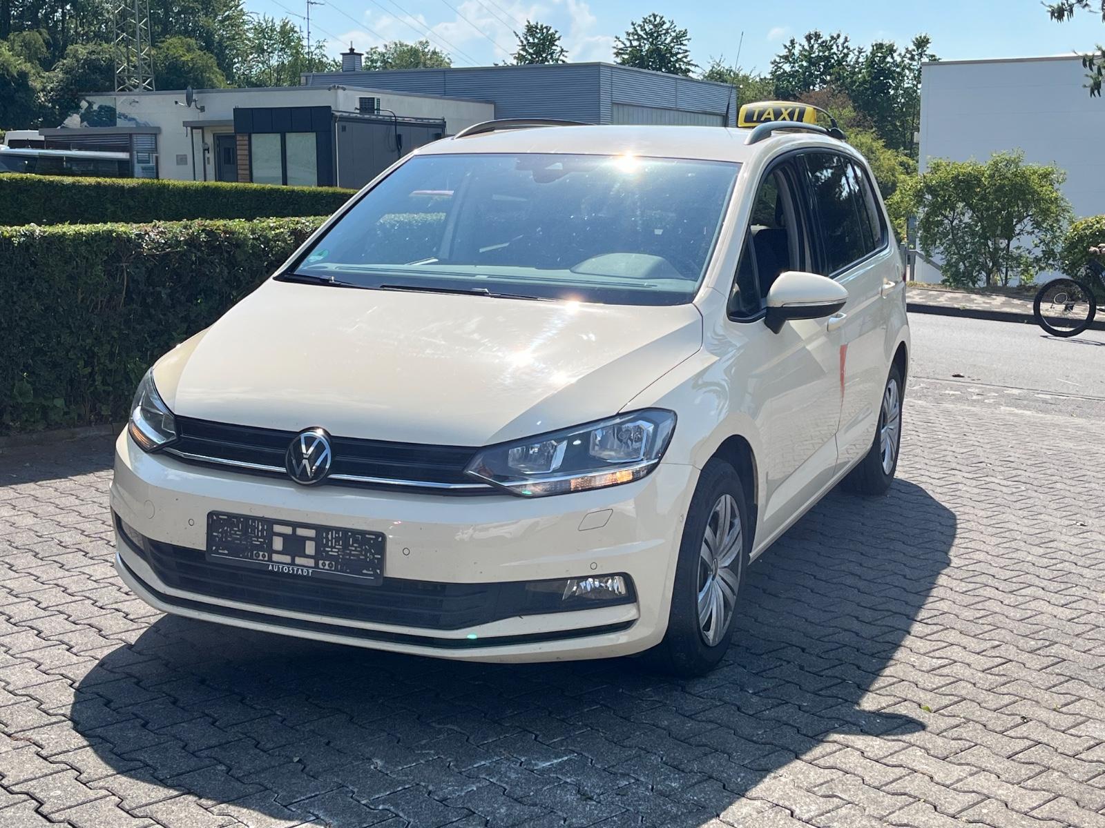 Volkswagen Touran 2.0 TDI DSG 7 Sitzer
