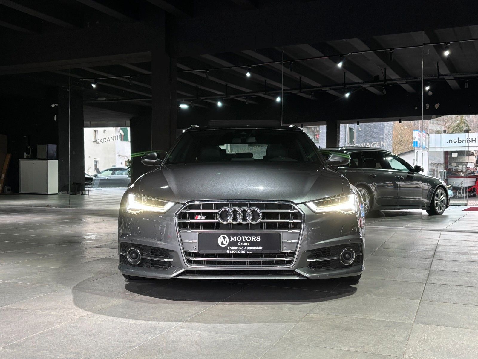 Fahrzeugabbildung Audi S6 Avant 4.0 TFSI *Panorama*Memory*K-Entry