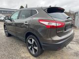 Nissan Qashqai N-Connecta * Navi* - Nissan Qashqai N-CONNECTA mit Diesel-Antrieb