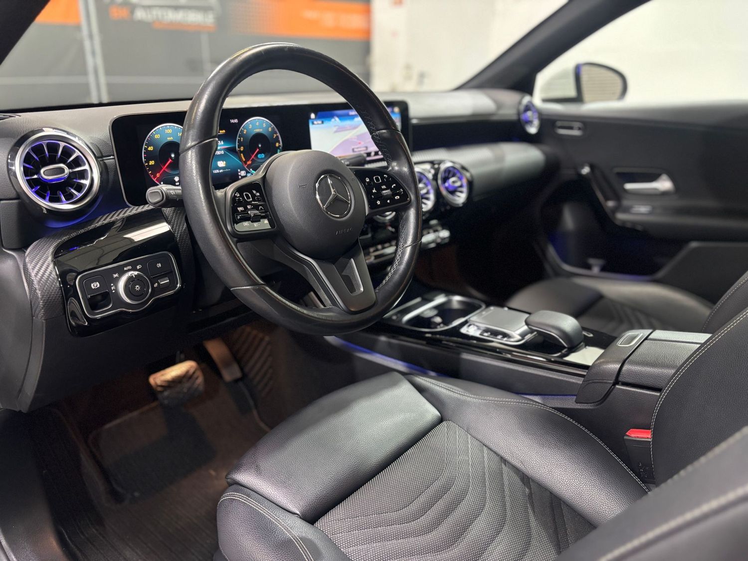 Fahrzeugabbildung Mercedes-Benz A 250 e Style Limousine AMG Felge#LED#Distr#MBUX