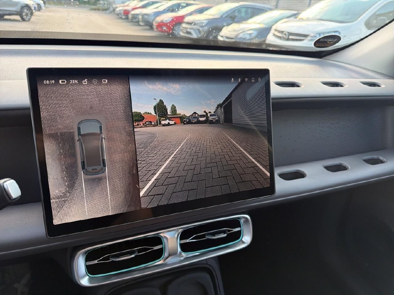 Fahrzeugabbildung Leapmotor B10 160 kW Hybrid EV Design