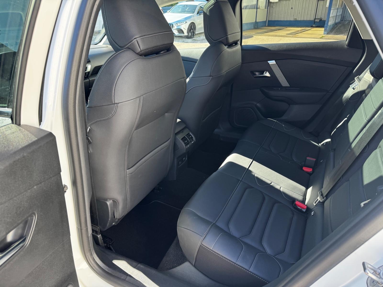 Citroën C4 Lim. Max Pano - E.Sitze - HuD - Kamera uvm...