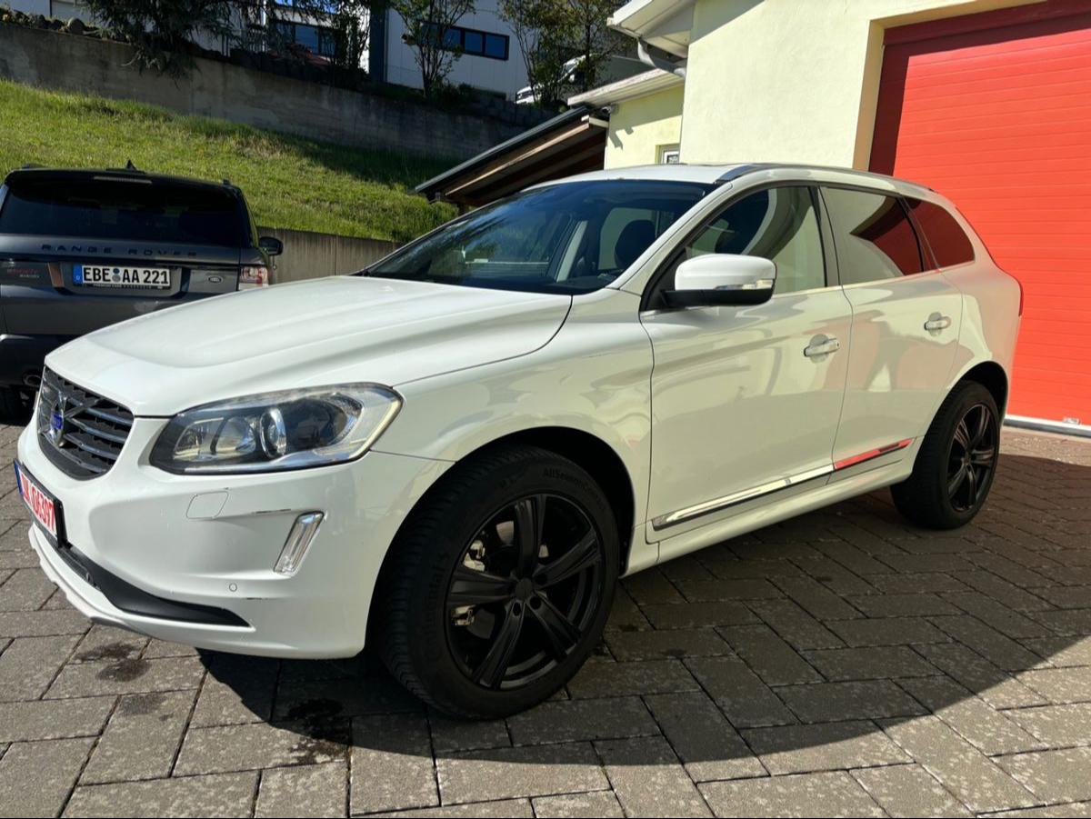 Volvo XC 60 XC60 Summum AWD Kamera Leder AHK Navi