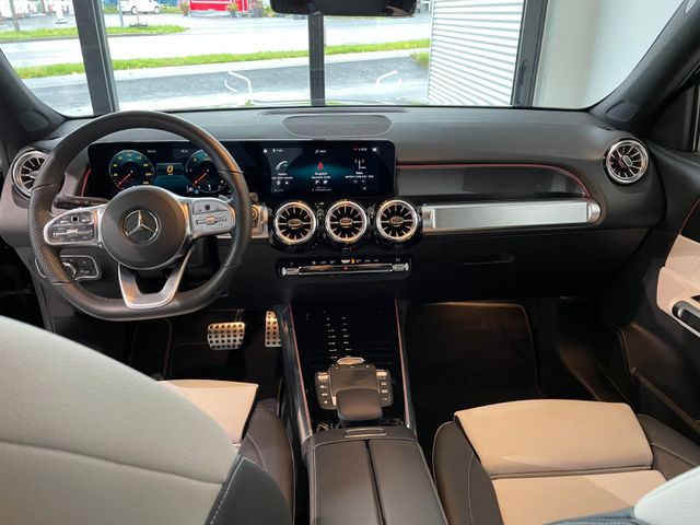 Fahrzeugabbildung Mercedes-Benz GLB 220 d 4M  AMG Line/Multibeam/AHK/Pano/Night