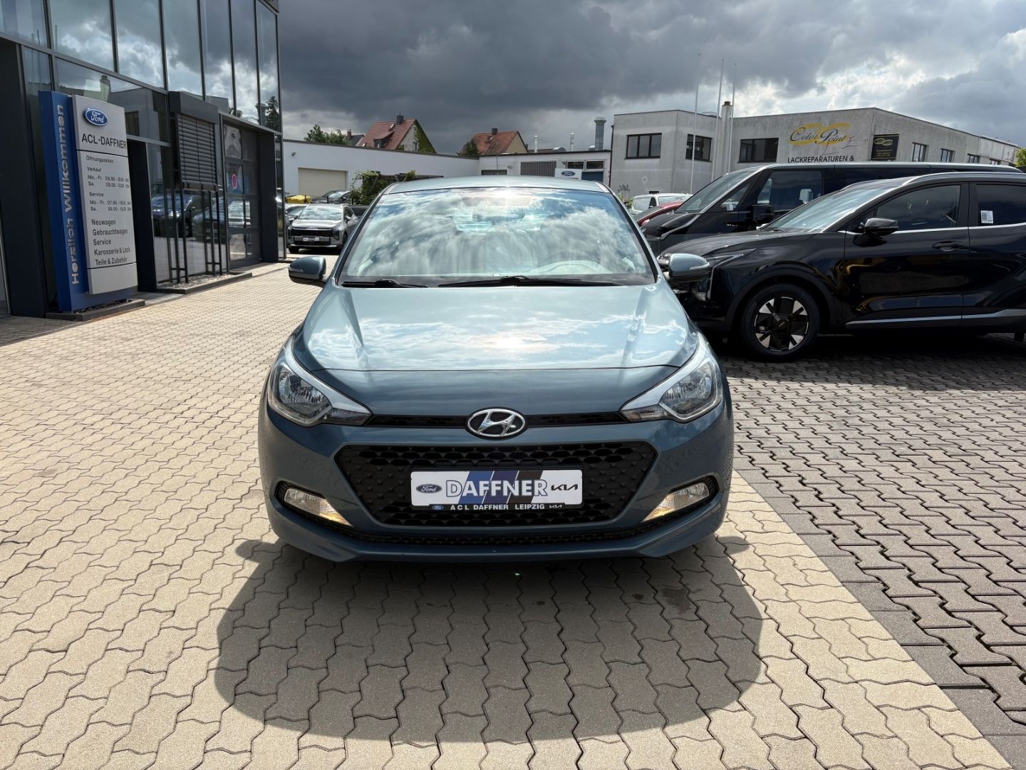 Fahrzeugabbildung Hyundai i20 blue Trend KLIMA Tempomat Multifunktionslenk