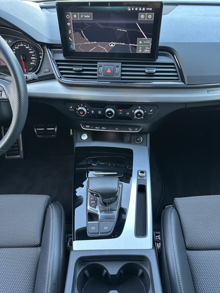 Fahrzeugabbildung Audi Q5 40 TDI Quattro S-Line NAV+LED+HUD+ACC+19ZO+PP