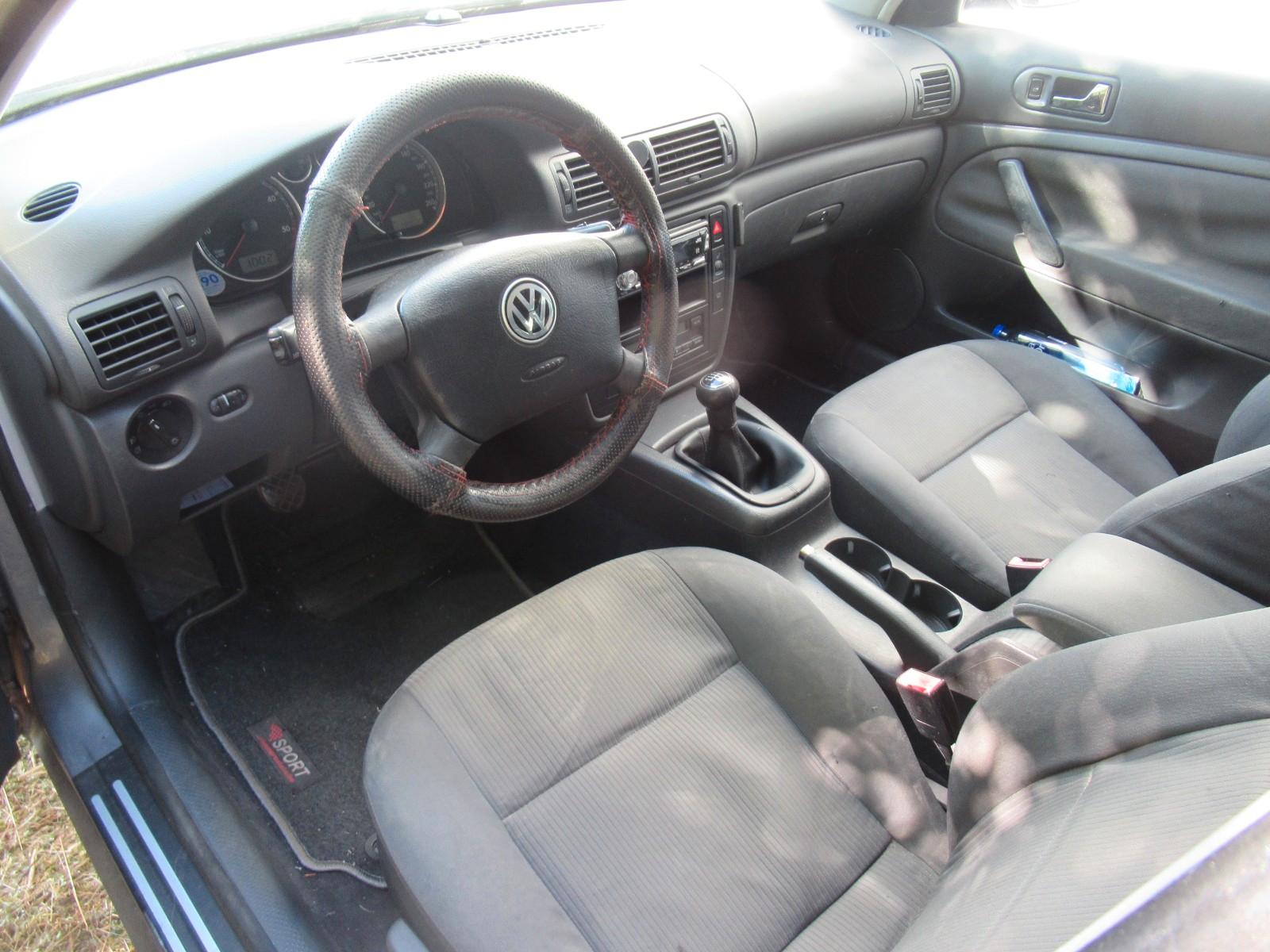 Volkswagen Passat 2005 — photo 11