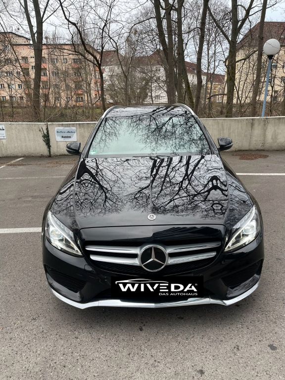 MERCEDES-BENZ C 220