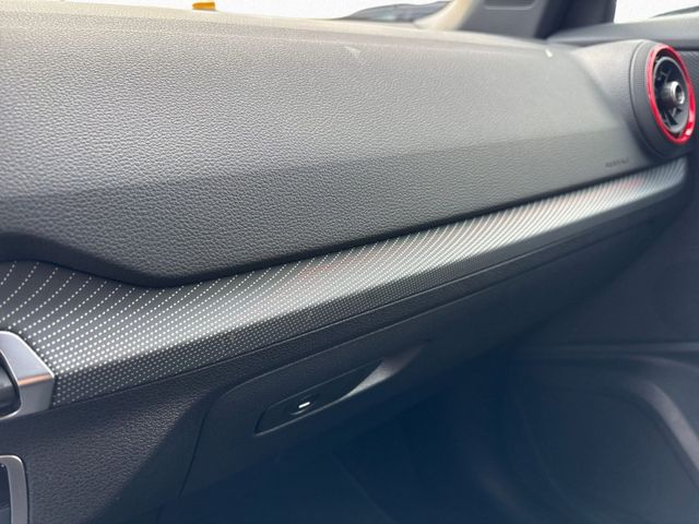 Q2 35 TFSI S LINE +MATRIX+AHK+LEDER+NAVI+KAMERA+