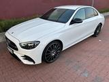 Mercedes-Benz E 220 Facelift AMG JS Mercedes Garantie AHK 360