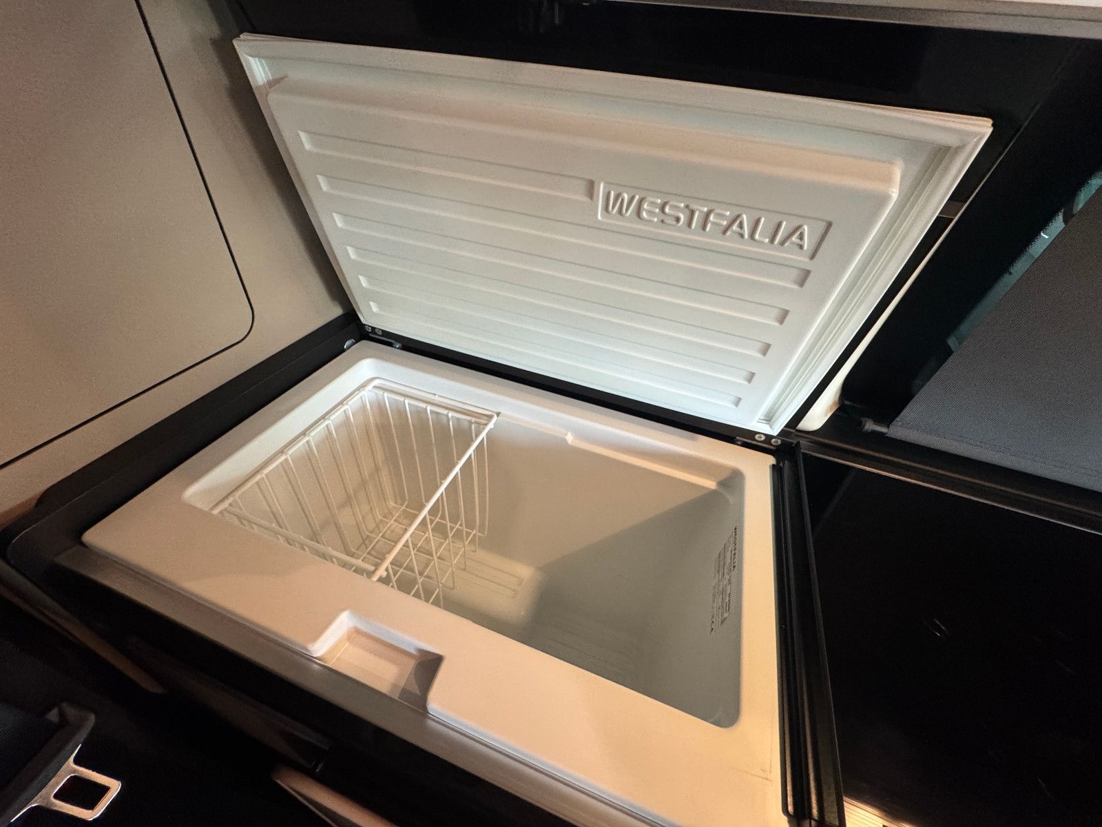 Fahrzeugabbildung Mercedes-Benz V 220 d 9GT MARCO POLO SPORTPAKET AHK LED MBUX+