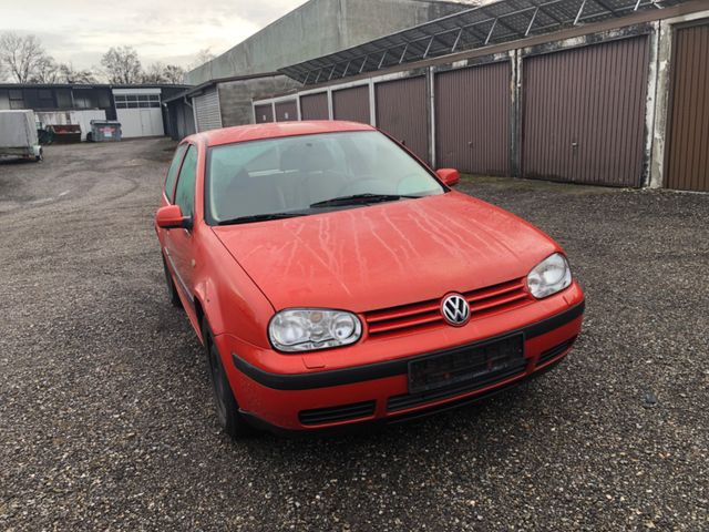 Volkswagen GOLF 1.8 4MOTION-KLIMATRONIC-SITZHEIZUNG