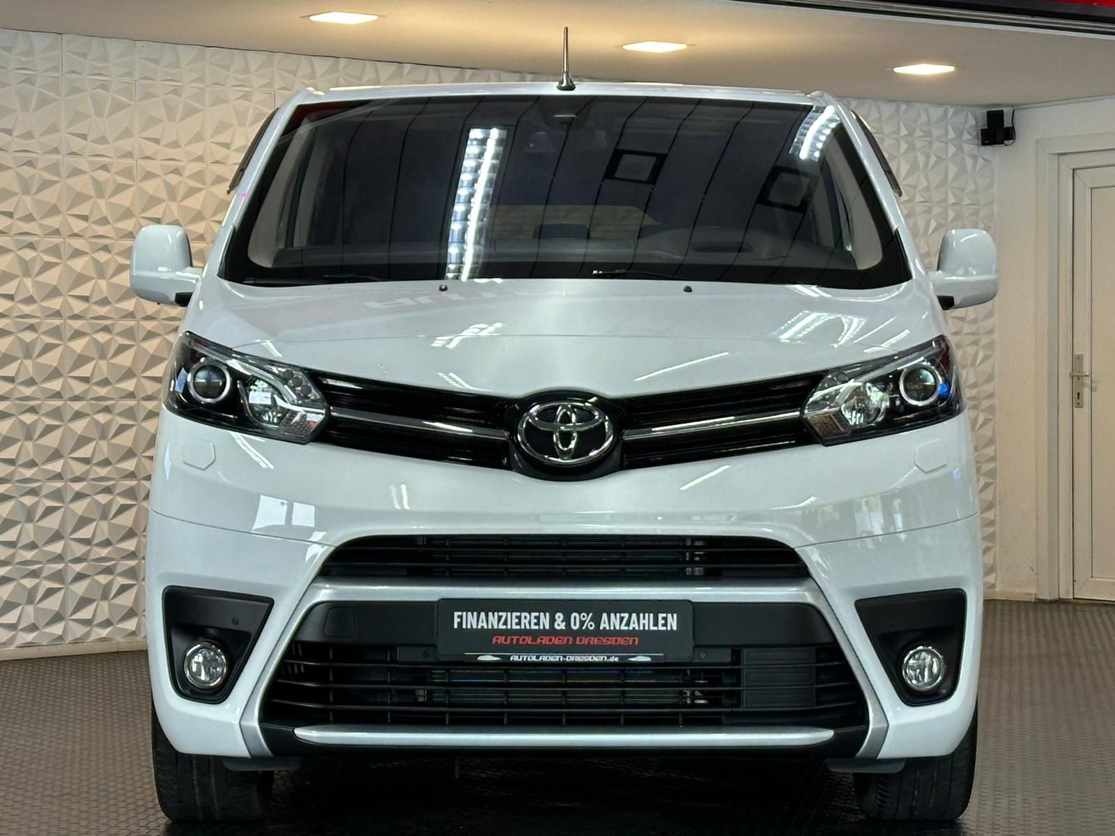 TOYOTA Proace Verso 2.0D L3 Executive* PAN#ACC#XEN#1HD - Image 3