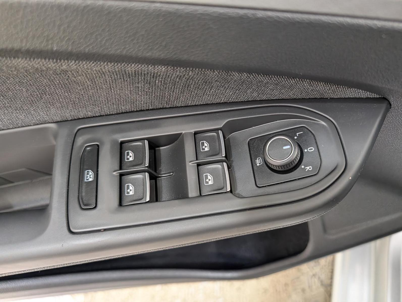 Volkswagen Golf Variant 1.5 TSI DSG Life LED virt.Cock. Nav, миниатюра 23