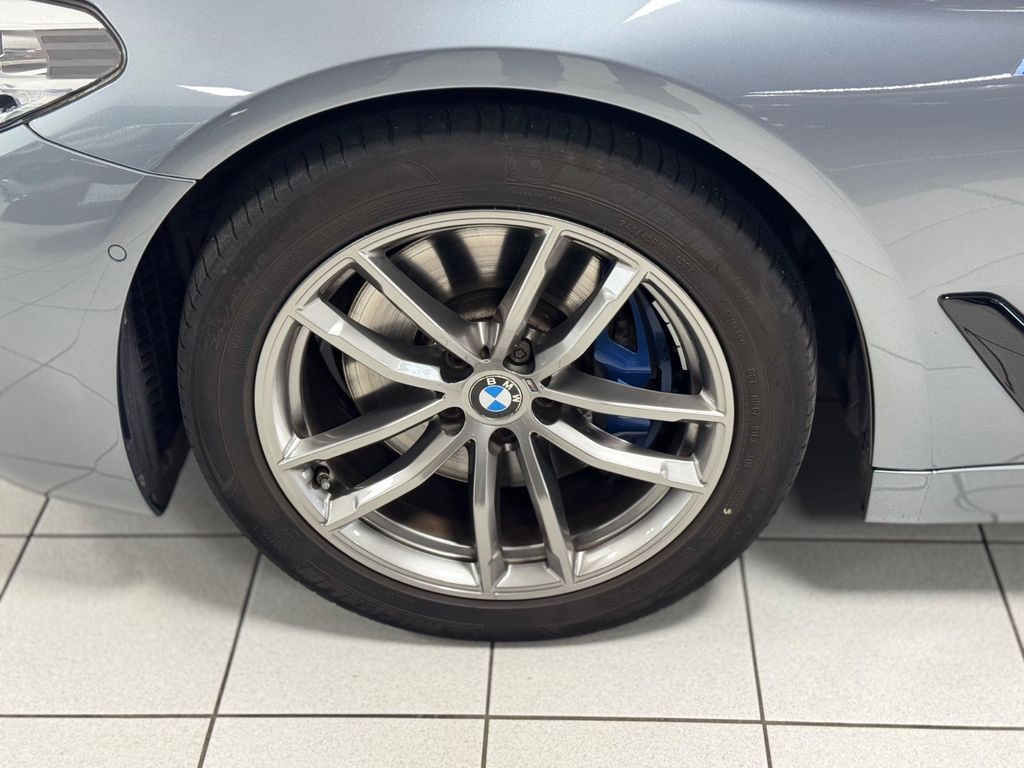 BMW 530 d M Sport /Headup/Shadowline/AHK BMW 530 d M Sport /Headup/Shadowline/AHK