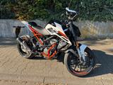 KTM Duke 125 (Top Zustand / wenig Kilometer) - MOTORRAD VON 81 BIS 125 CCM