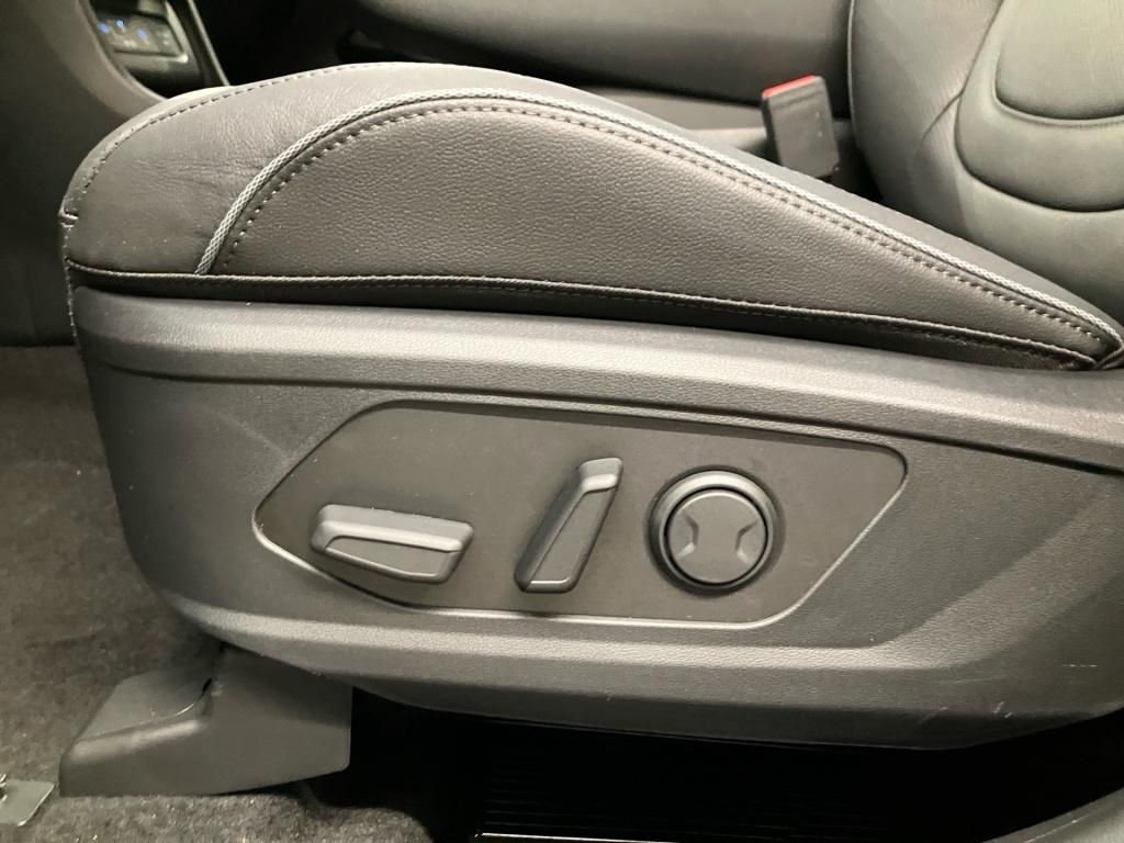 Fahrzeugabbildung Hyundai TUCSON FL (MY26) 1.6 T-GDI 2xKlima 4xSHZ AUT HUD