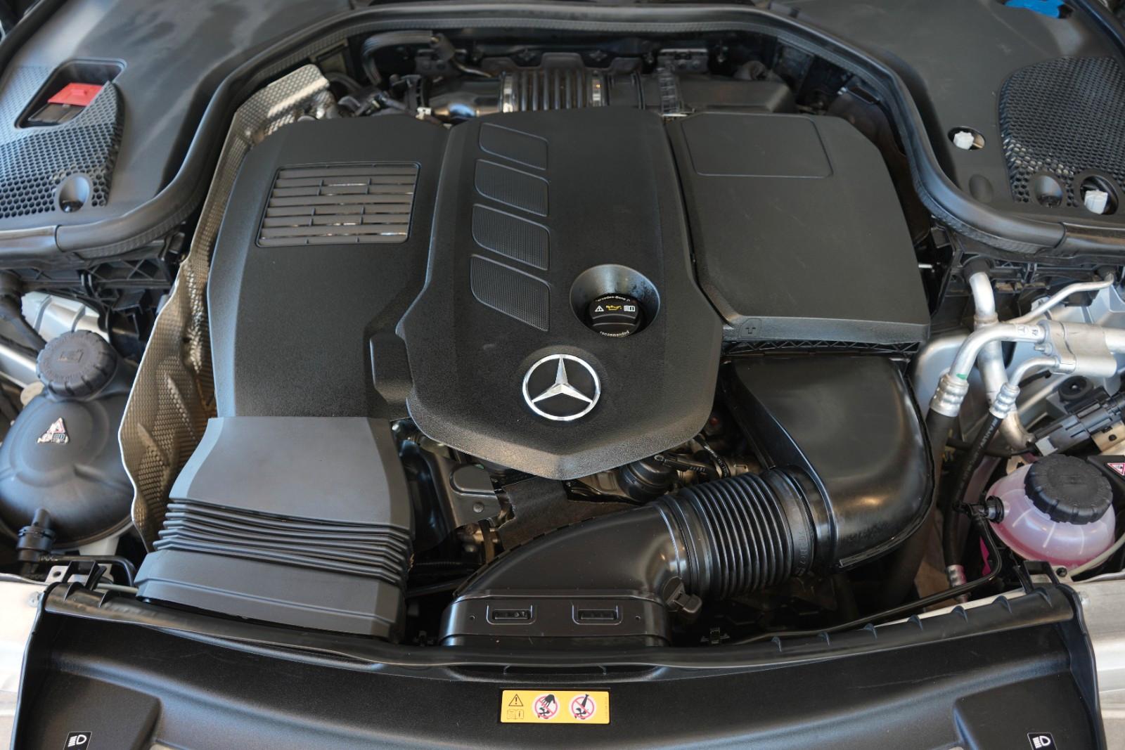 Mercedes-Benz E 300 T d 4Matic AMG-LINE *LEDER BRAUN|PANO*