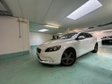 Volvo V40 D2 1.6 diesel (anche per neopatentati) - Volvo V40 mit Diesel-Antrieb: 1.6