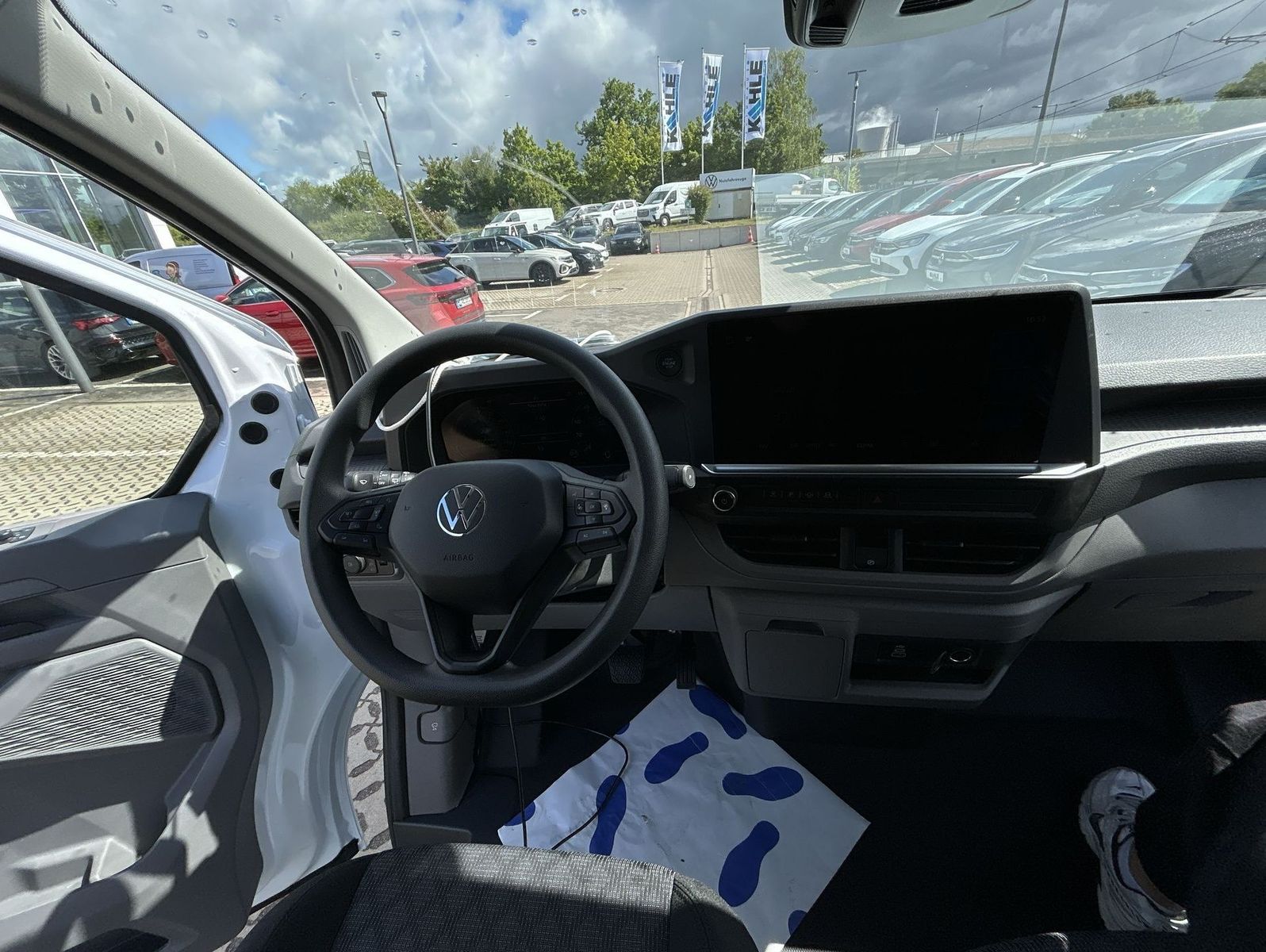 Volkswagen T7 Transporter - Bild 13
