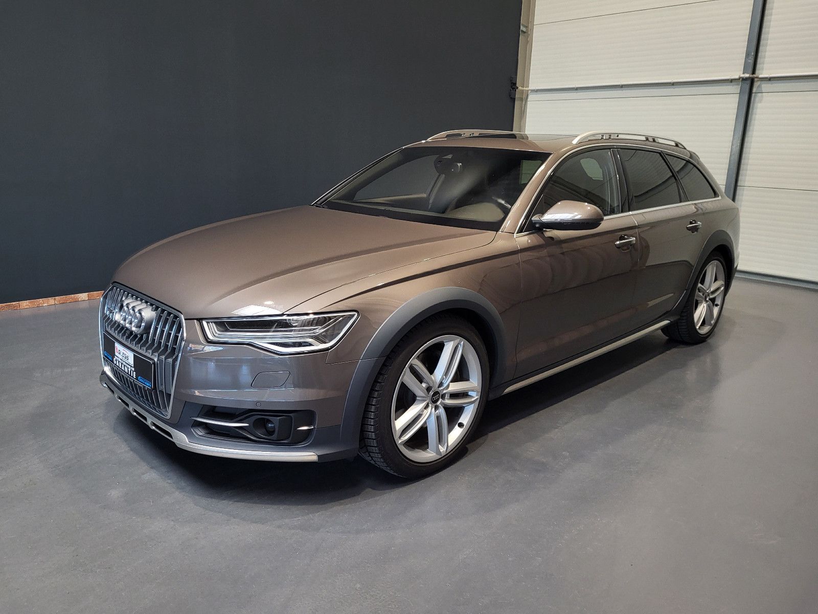 AUDI A6 allroad 3.0 TDI *TOP Ausstattung*