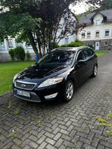 Ford Mondeo 2,0 Black Magic Turnier Black Magic - Ford Mondeo: Schwarz, Magic