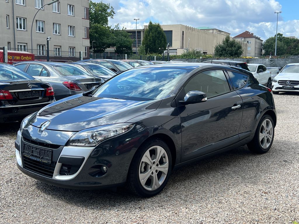 Renault Megane III Coupe Automatik Xenon Neuwertig 755KM