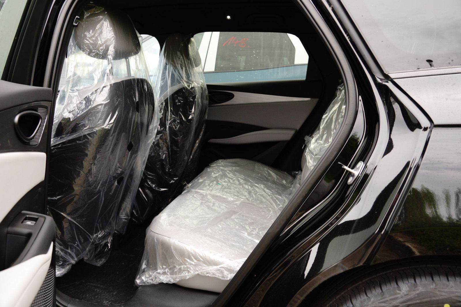 BYD SEAL 6