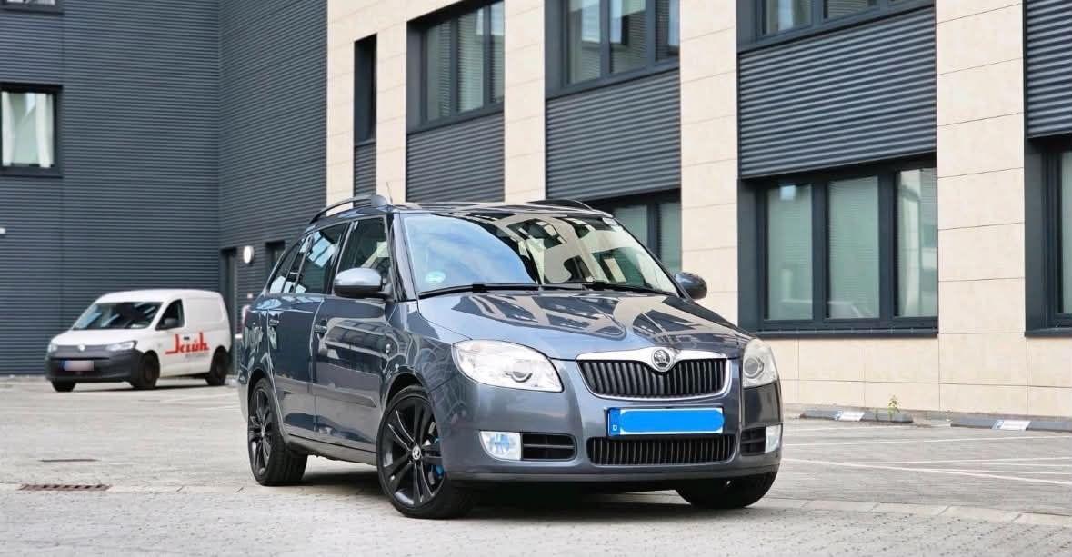Skoda Fabia 2010 — двигун 105 HP (77kW)