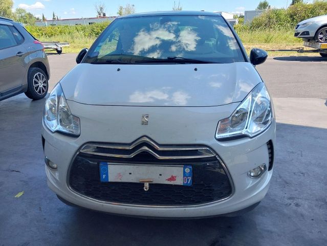 DS Automobiles DS3 (2) 1.2I 110 SO CHIC