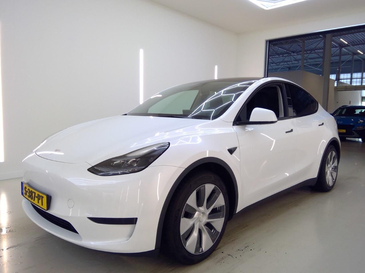 Tesla Model Y Standard RWD Plus 90,8% SoH [ TREKHAAK+L