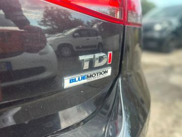 Volkswagen Golf - 5