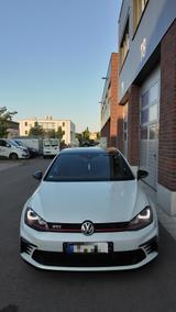 Volkswagen Golf 2.0 TSI DSG BMT GTI Clubsport GTI Clubsport - VW Golf Gebrauchtwagen in Karlsruhe