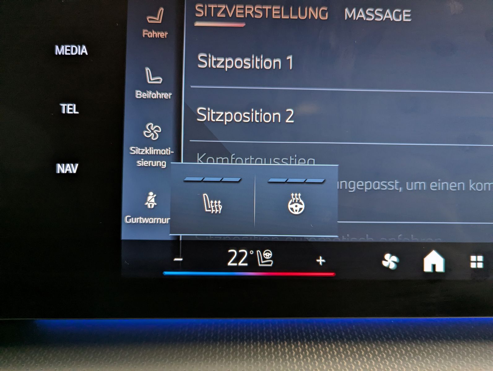 Fahrzeugabbildung BMW X1 23 i M-Sport Innovat.-Comfort-Paket Pano AHK